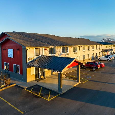 Hilltop Inn & Suites Grove Extérieur photo