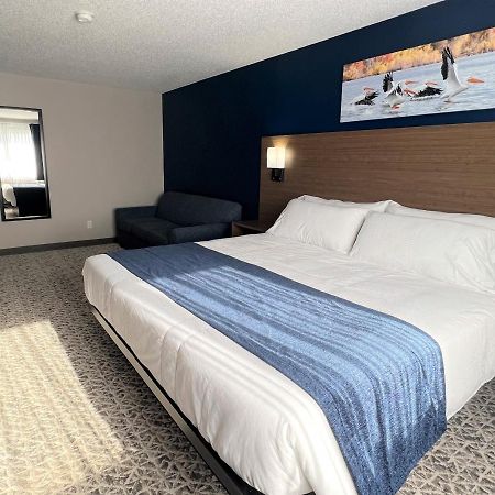Hilltop Inn & Suites Grove Extérieur photo